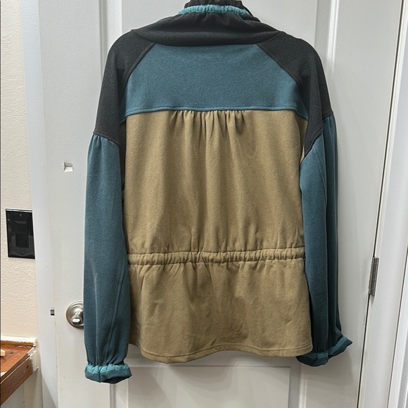 Colorblock Fleece Jacket with Drawstring - Picture 2 of 3